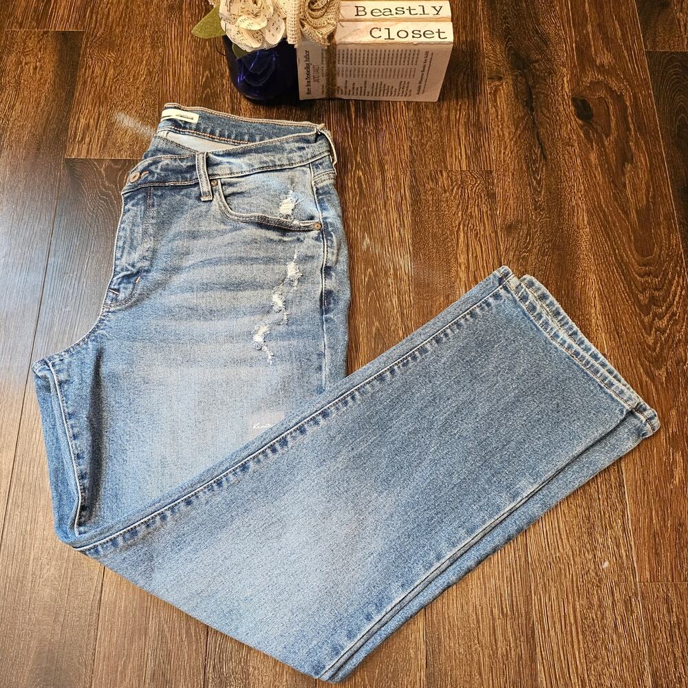 Kancan Straight Leg Jeans Medium Blue Wash Retro Flattering Closure Jean 30